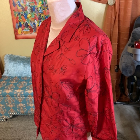 Carole Little red embroidered lined button down blouse, large - Picture 3 of 15